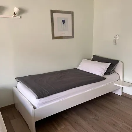 Apartmán Gaestezimmer Am Lippesee - Apartements Mit Kueche - Netflix -perfekt Fuer Langzeitaufenthalt Paderborn
