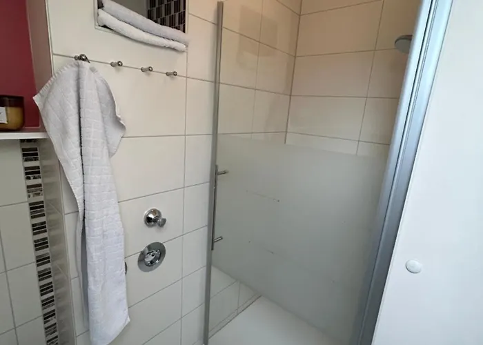 Gaestezimmer Am Lippesee - Apartements Mit Kueche - Netflix -perfekt Fuer Langzeitaufenthalt * Paderborn